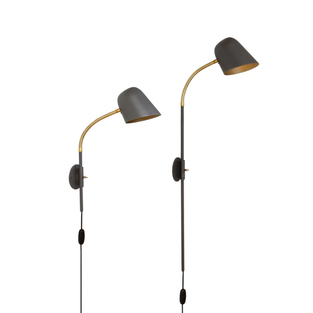 Q15 Vägglampa