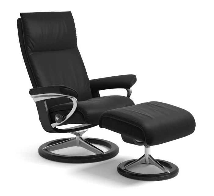 Aura Signature Fåtölj med pall