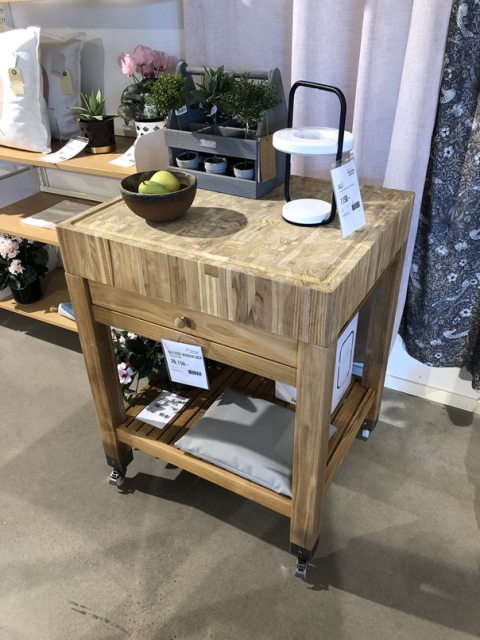 Ageröd huggkubb