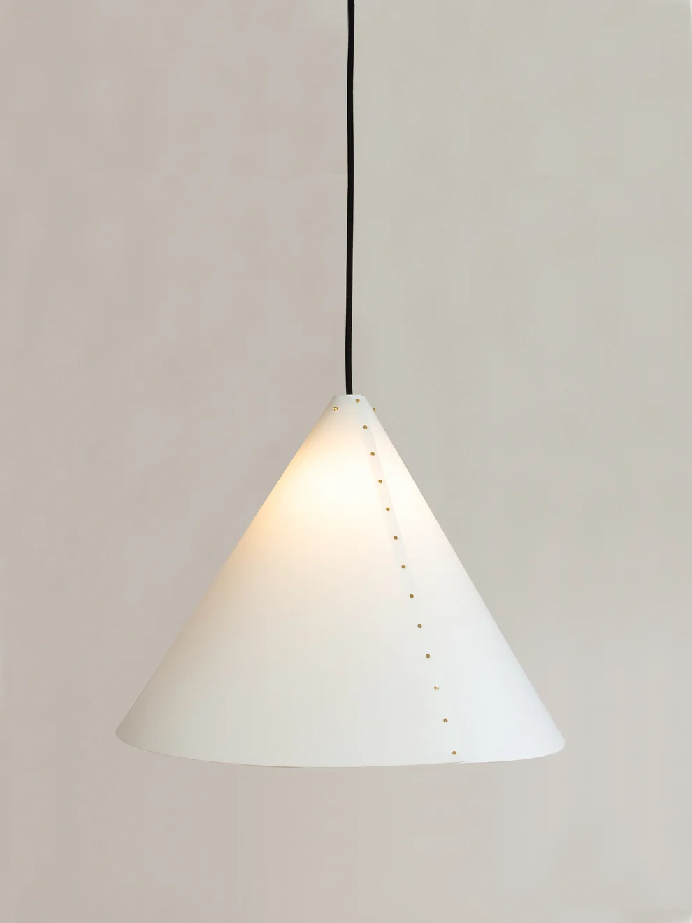Ø48