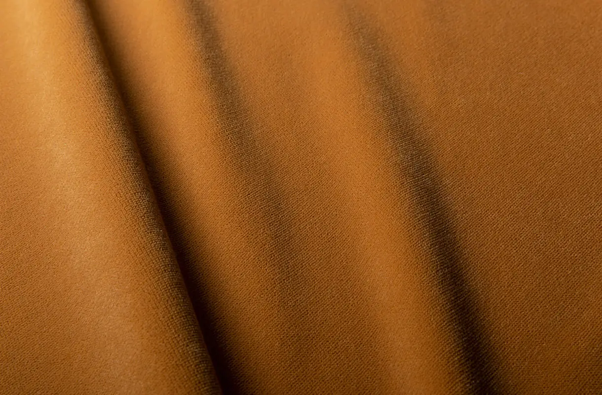 Tyg pg3 Classic Velvet 21 caramel