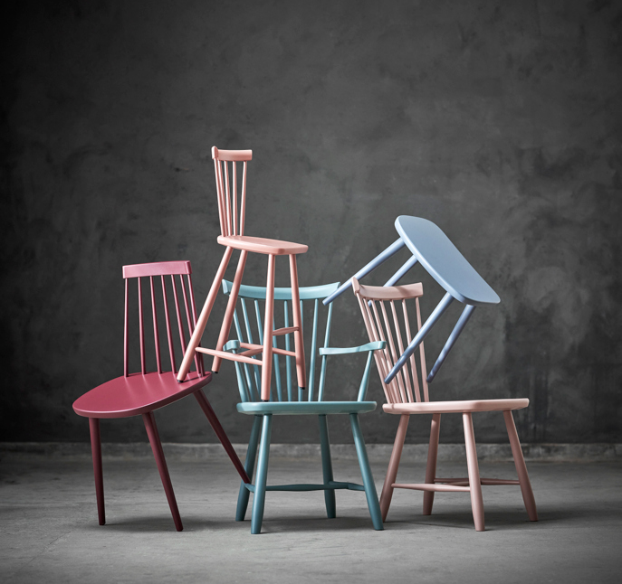 Klassiker från Stolab i säsongens färger som kom 2023 staplade på varandra.